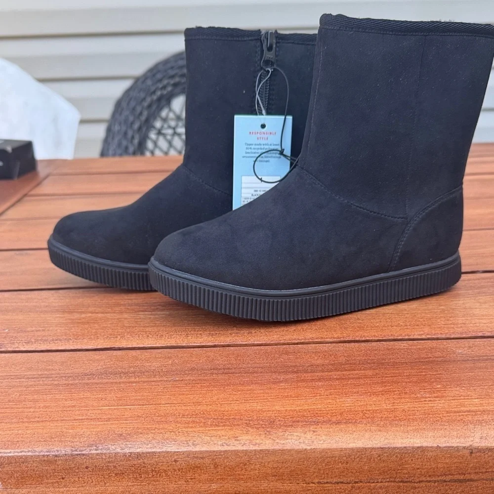 Cat & Jack Kids Black Ankle Boots Size 1 NWT
